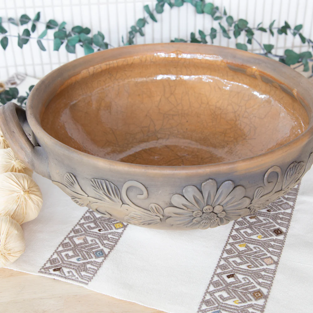 Atzompa Clay Large Floral Cazuela - Image 3
