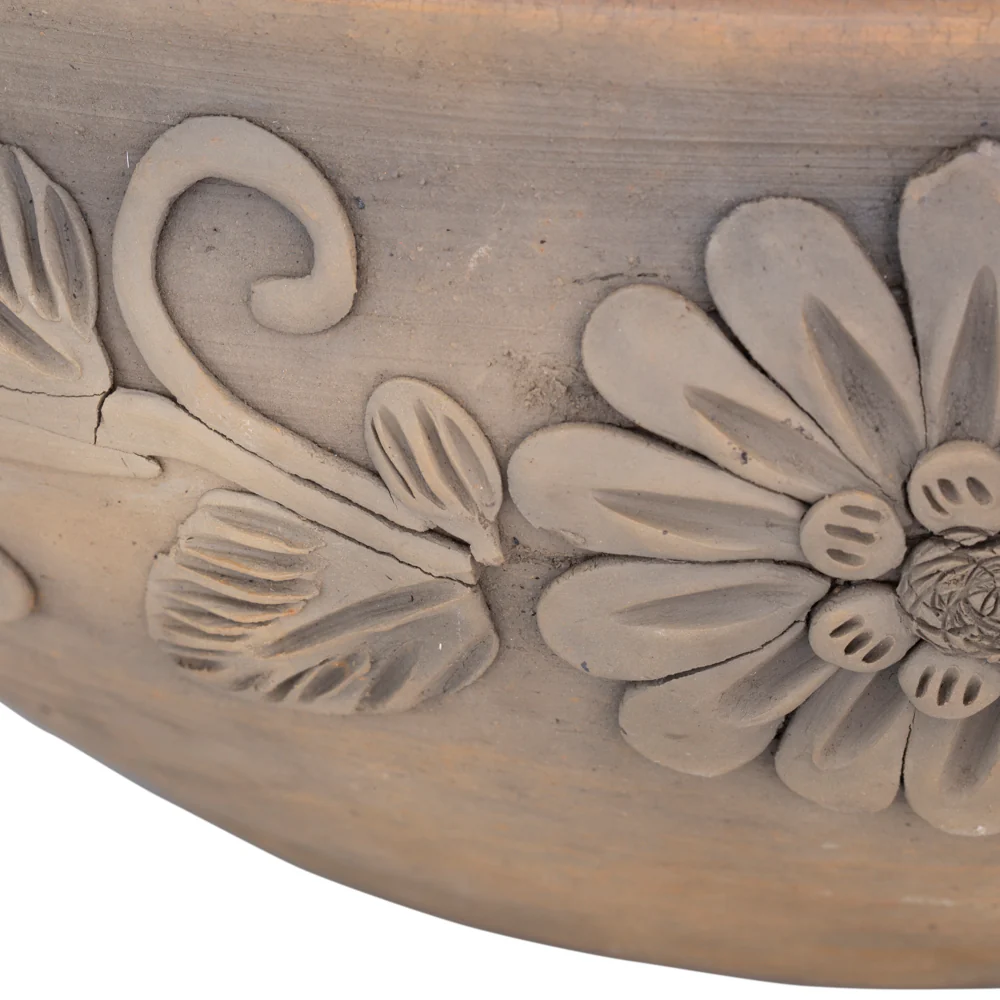 Atzompa Clay Large Floral Cazuela - Image 4