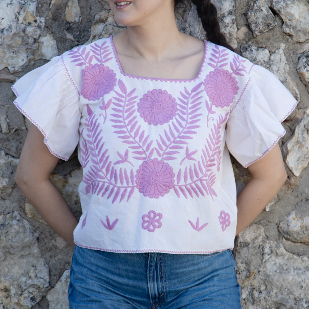 Carranza Flutter Sleeve Embroidered Cropped Blouse - Image 28