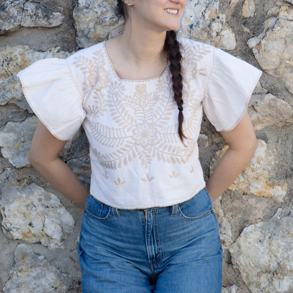 Carranza Flutter Sleeve Embroidered Cropped Blouse - Image 31