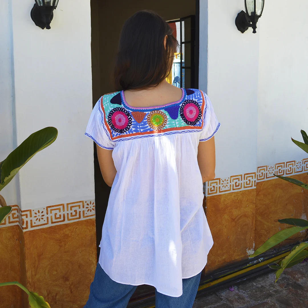Carranza Short Sleeve Embroidered Blouse - Image 5