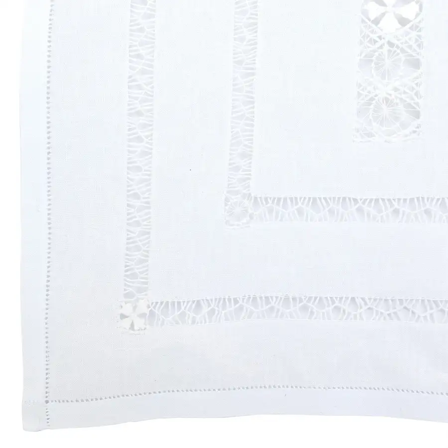 Cruces White Cotton Deshilado Table Runner - Image 6