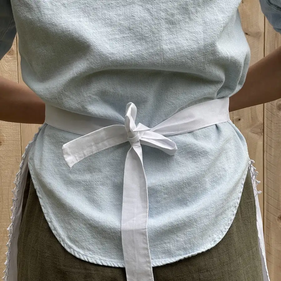 Deshilado Cotton Apron - Image 10