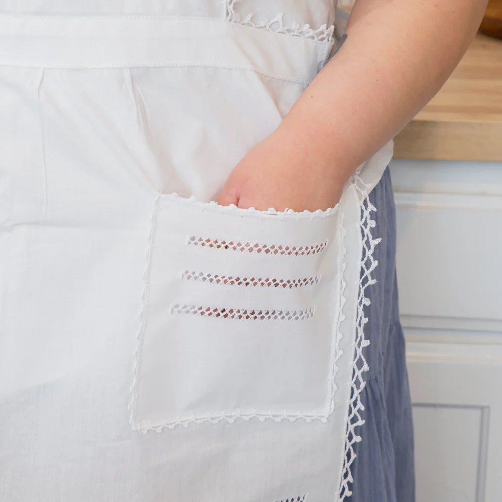 Deshilado Cotton Apron - Image 4