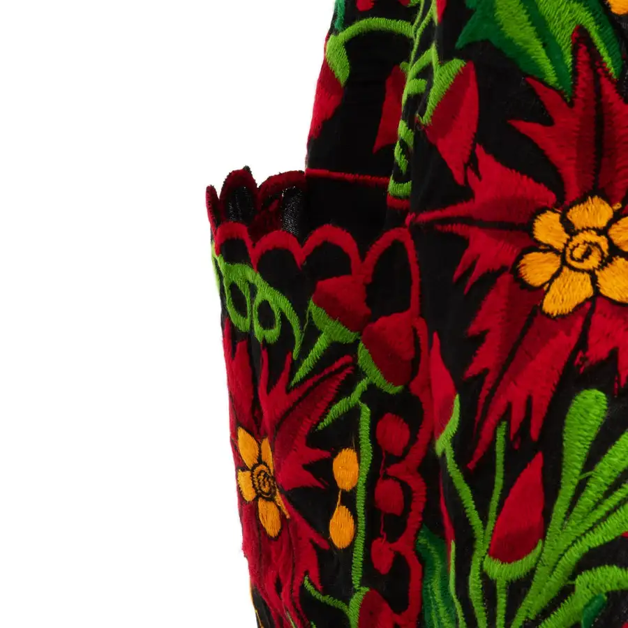 Embroidered Poinsettia Apron - Image 4