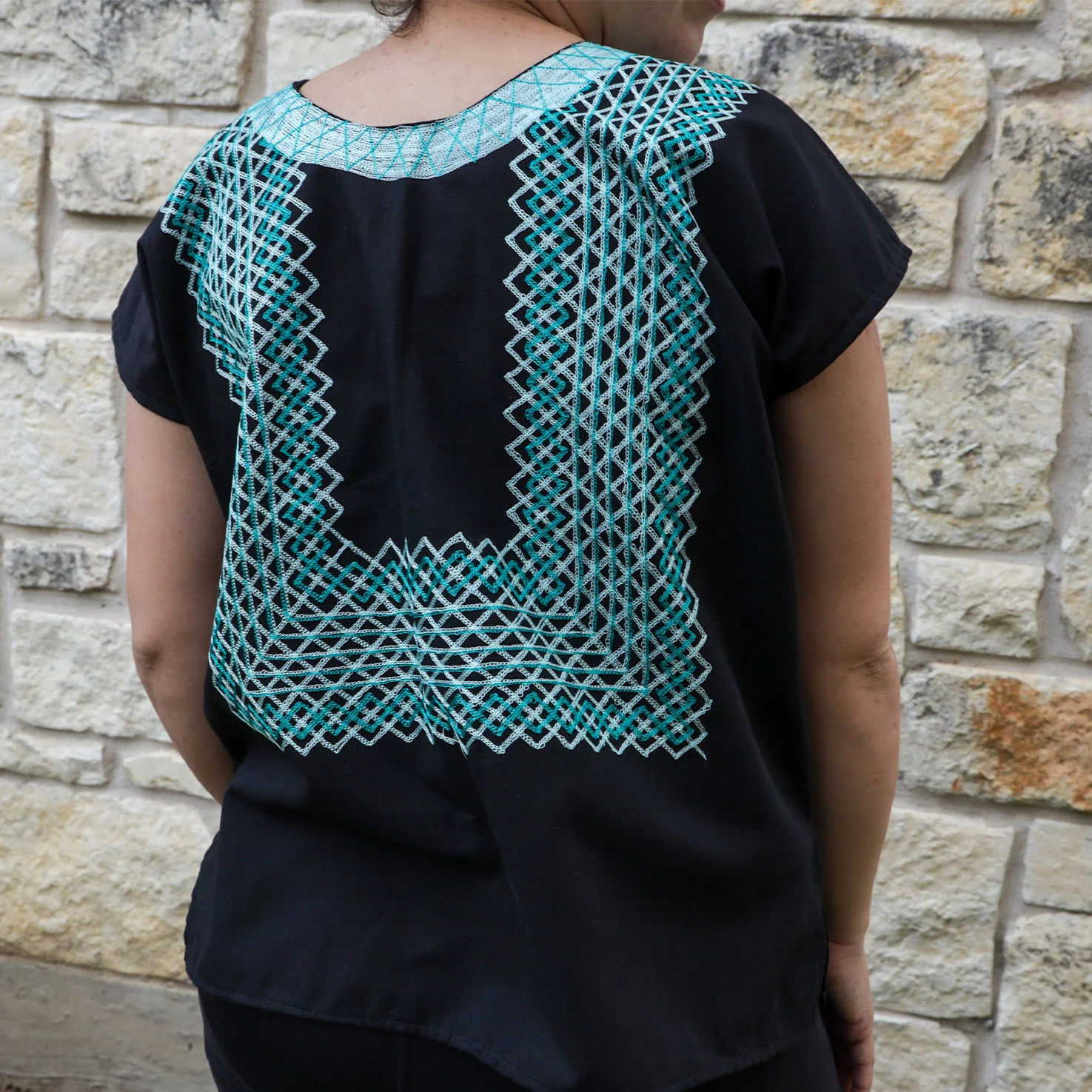 Geometría Cadenilla Linen Huipil - Image 3