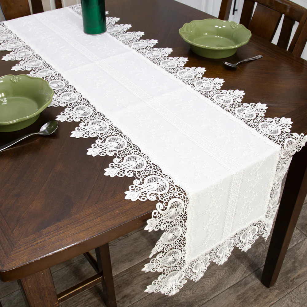 Guipir Embroidered Cotton Deshilado Table Runner - Image 4