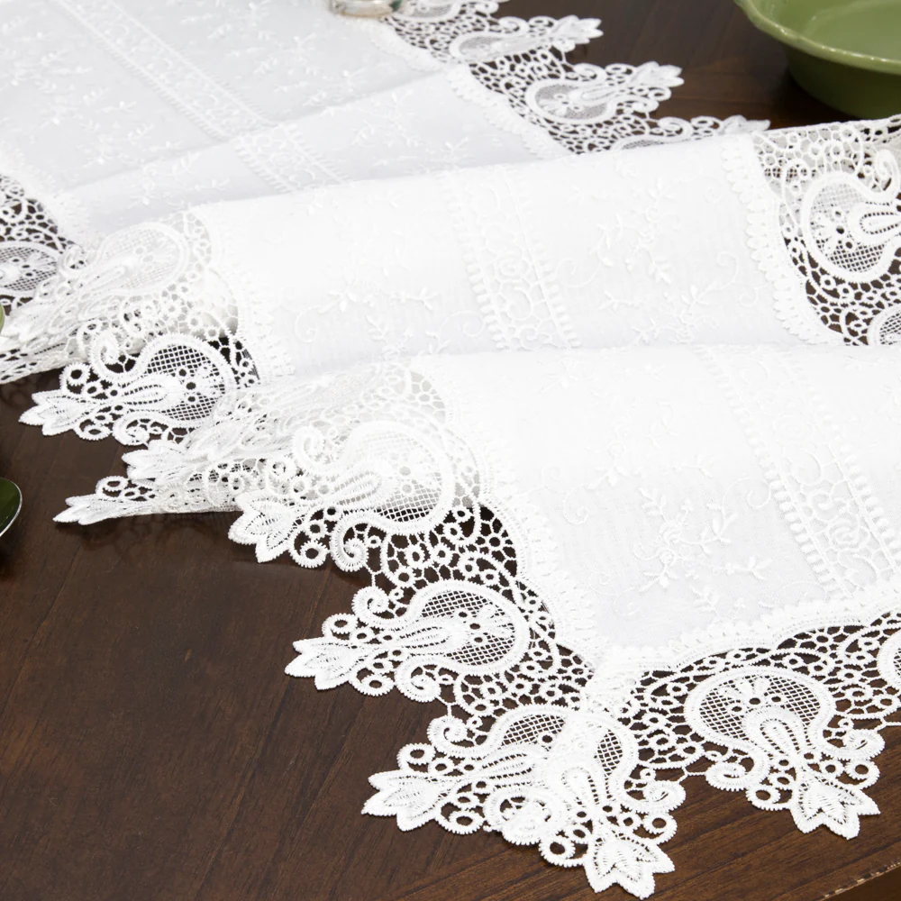 Guipir Embroidered Cotton Deshilado Table Runner - Image 5