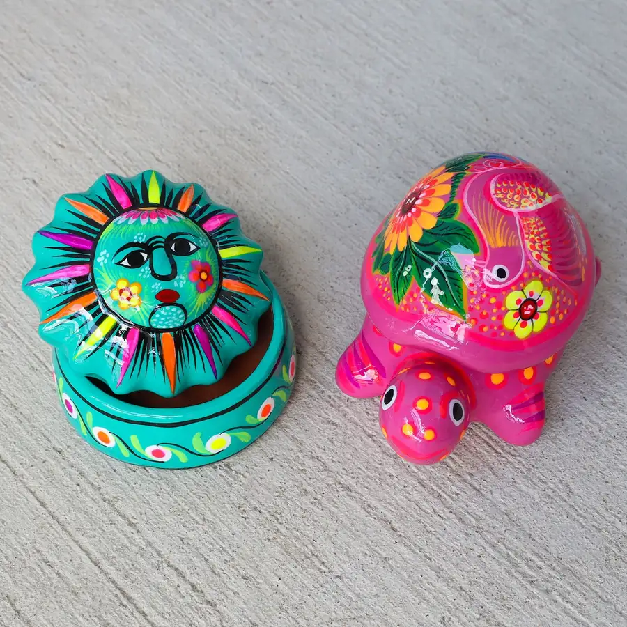 Hand-Painted Xalitla Sun Clay Trinket/Jewelry Box - Image 6