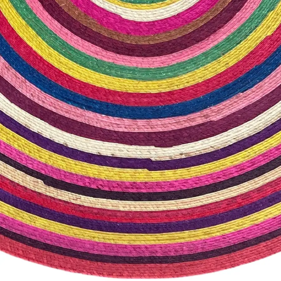 Handwoven Palm Round Area Rug (59" diameter) - Image 4