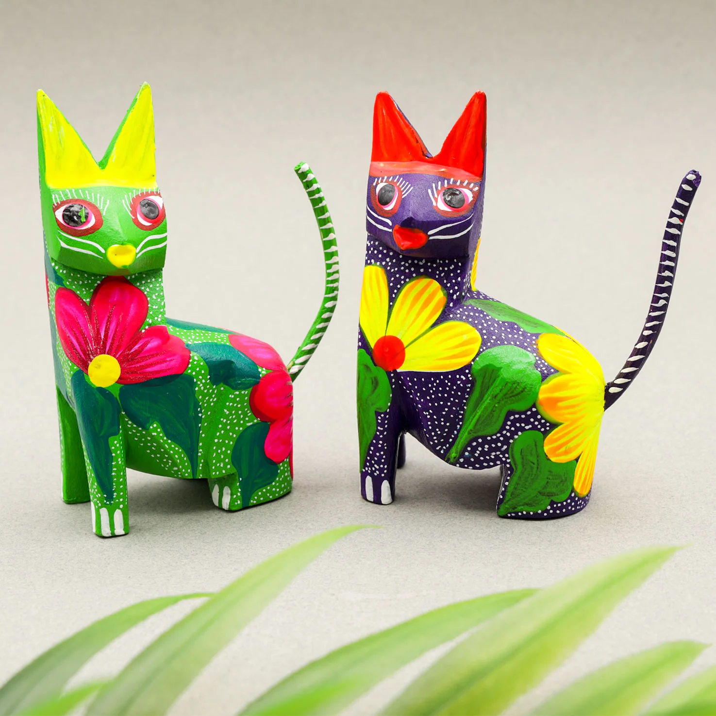 Large Hand Painted Sitting Cat Wooden Figurine - Image 8