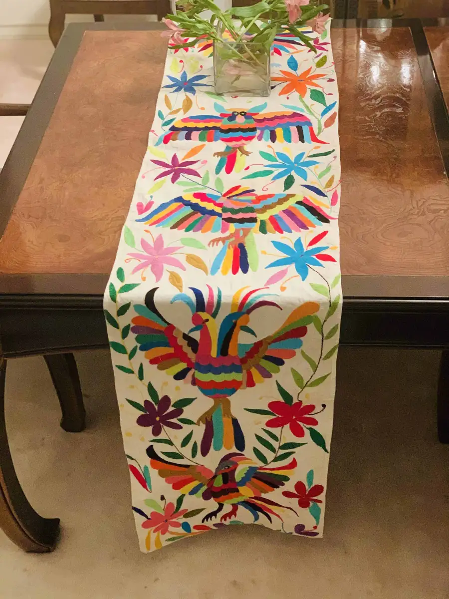 Otomí Hand-Embroidered Table Runner - Image 9