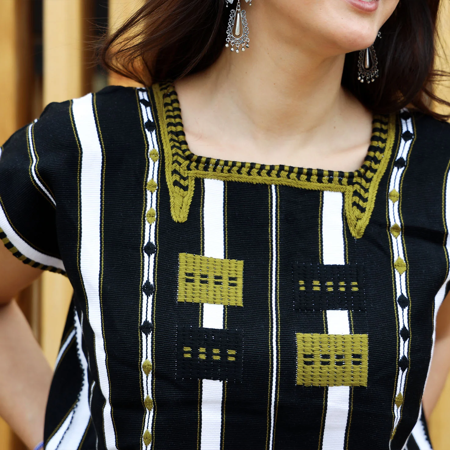 Oxchuc Not-So-Traditional Huipil Blouse - Image 3