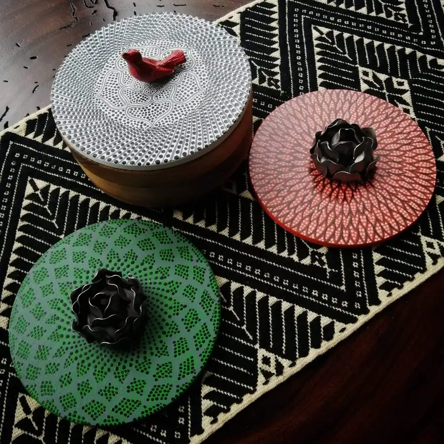 Hand-painted Parota Solid Wood Kitchen Tortillero/Basket - Image 31