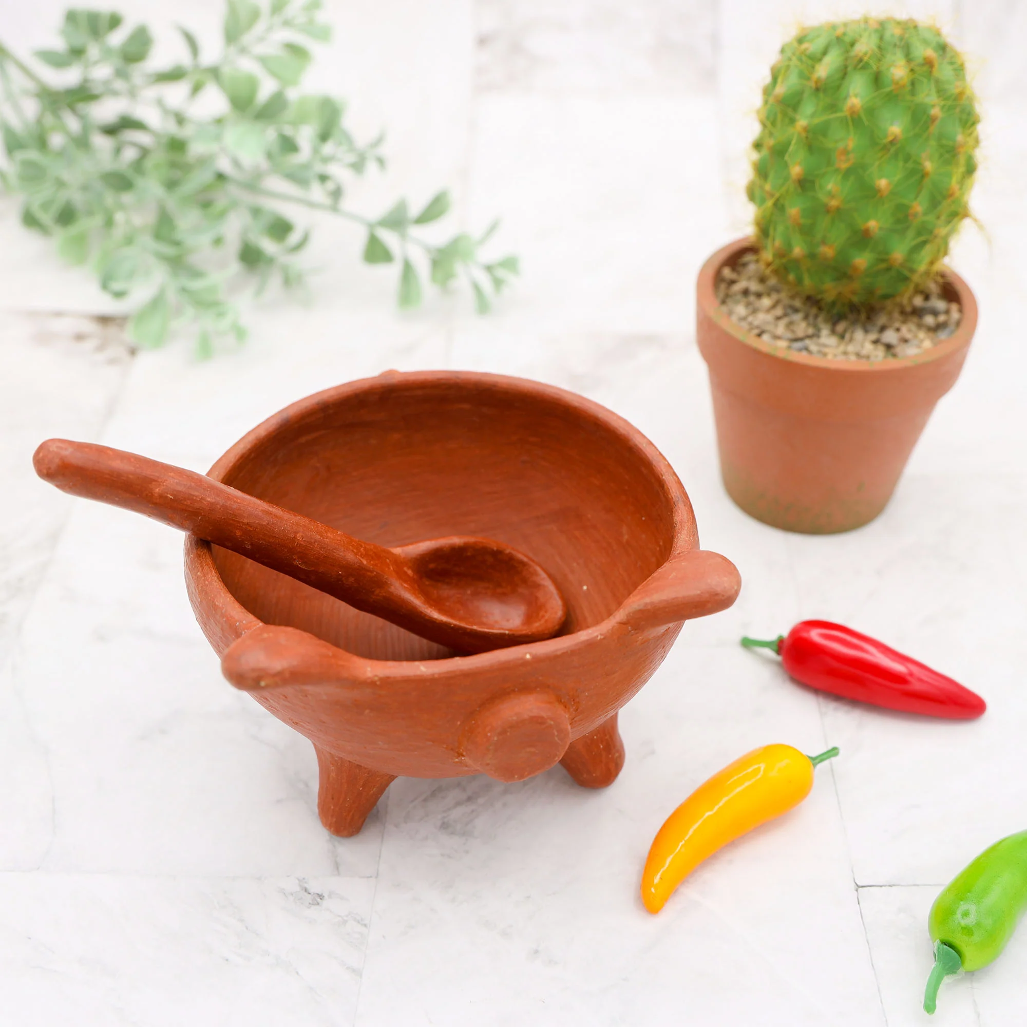 Barro Rojo Terracotta Cochinito Salsa Bowl with Spoon - Image 12