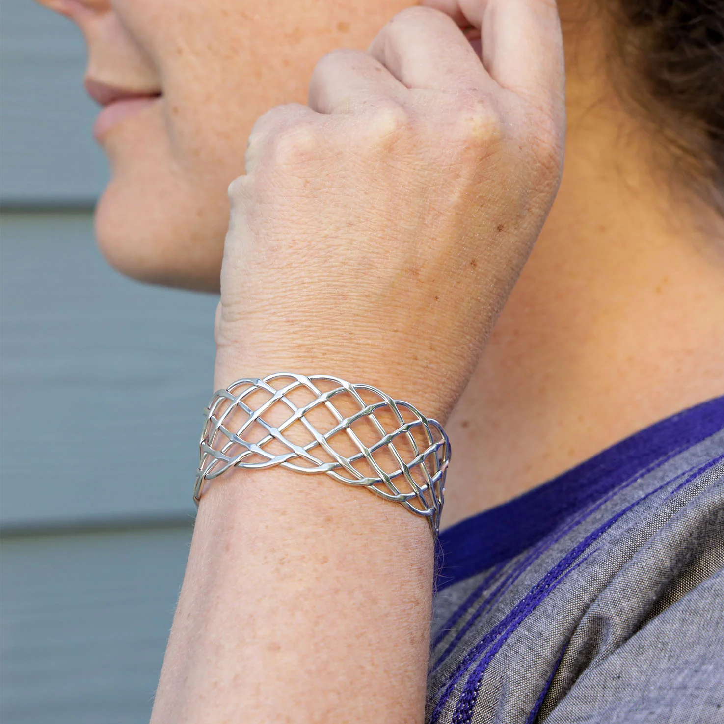 Sterling Silver Entrelazo Cuff Bracelet - Image 3