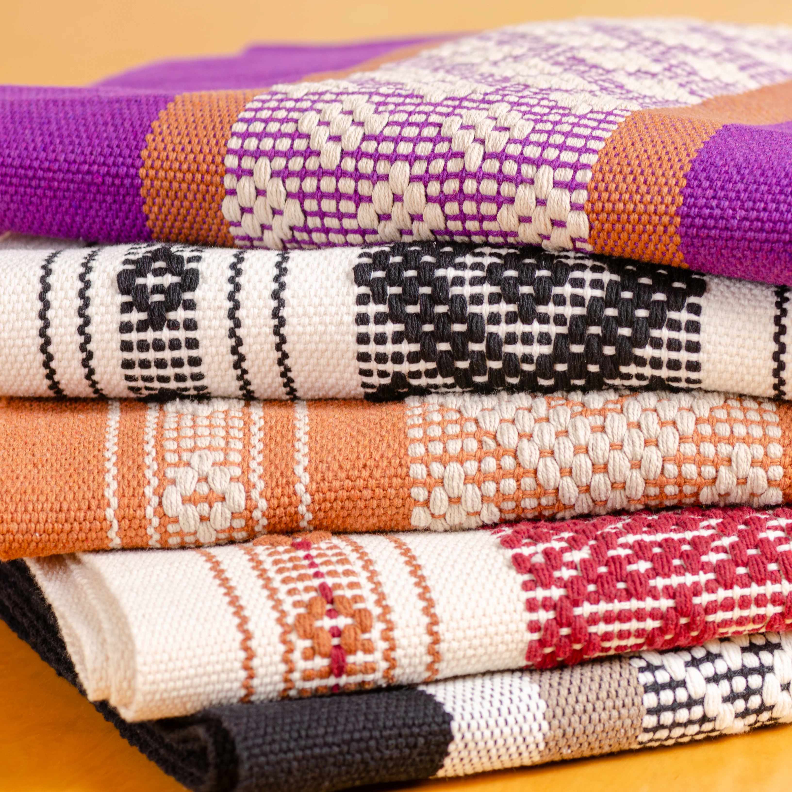 Telar Woven Table Runner - Image 3