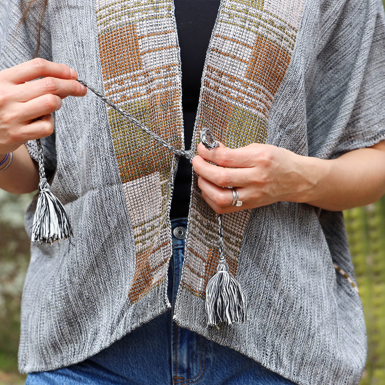 The Short Versatile Coat - Image 6