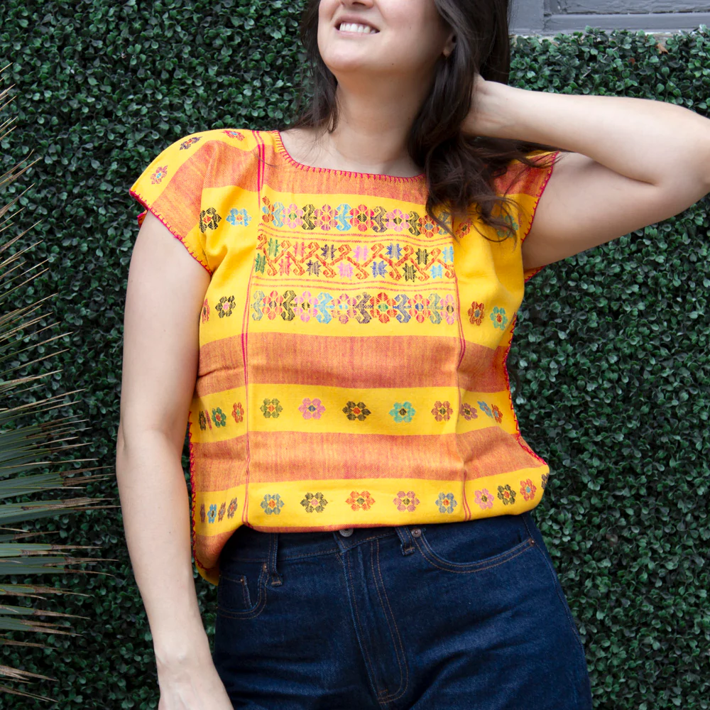 Trenzado Huipil de Telar Blouse - Image 6