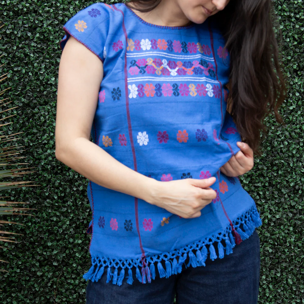 Trenzado Huipil de Telar Blouse - Image 8